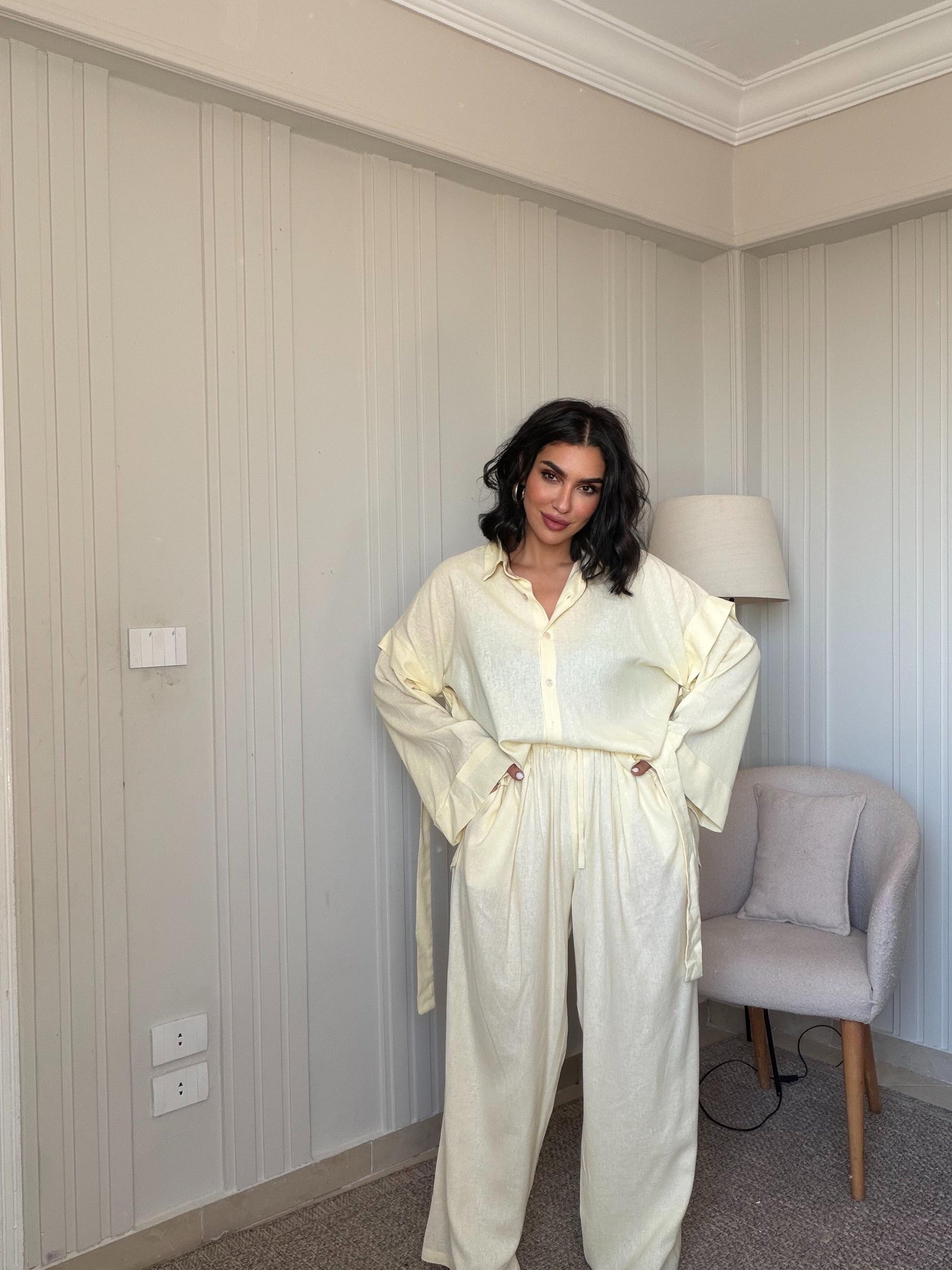 Butter yellow set