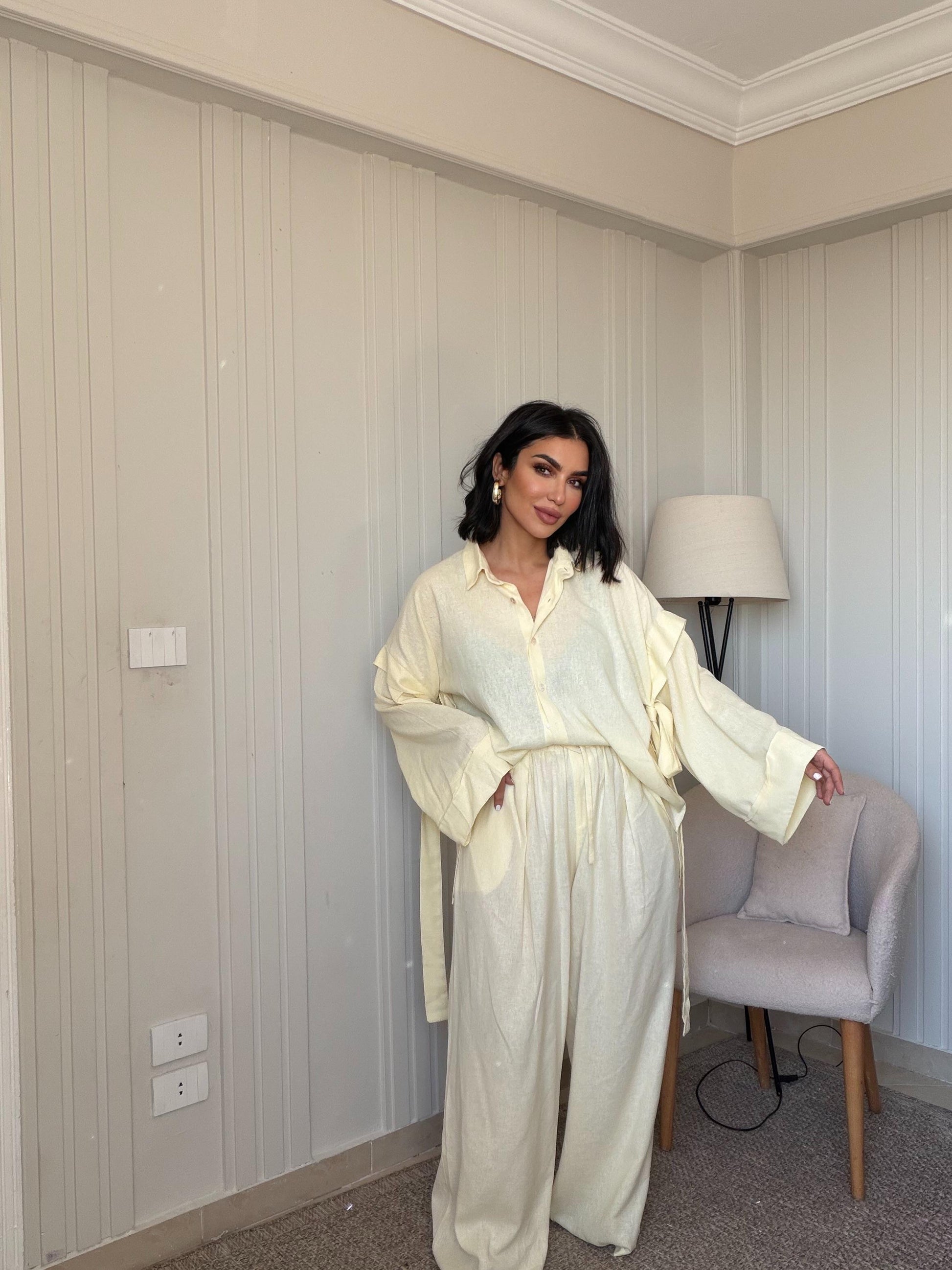 Butter yellow set