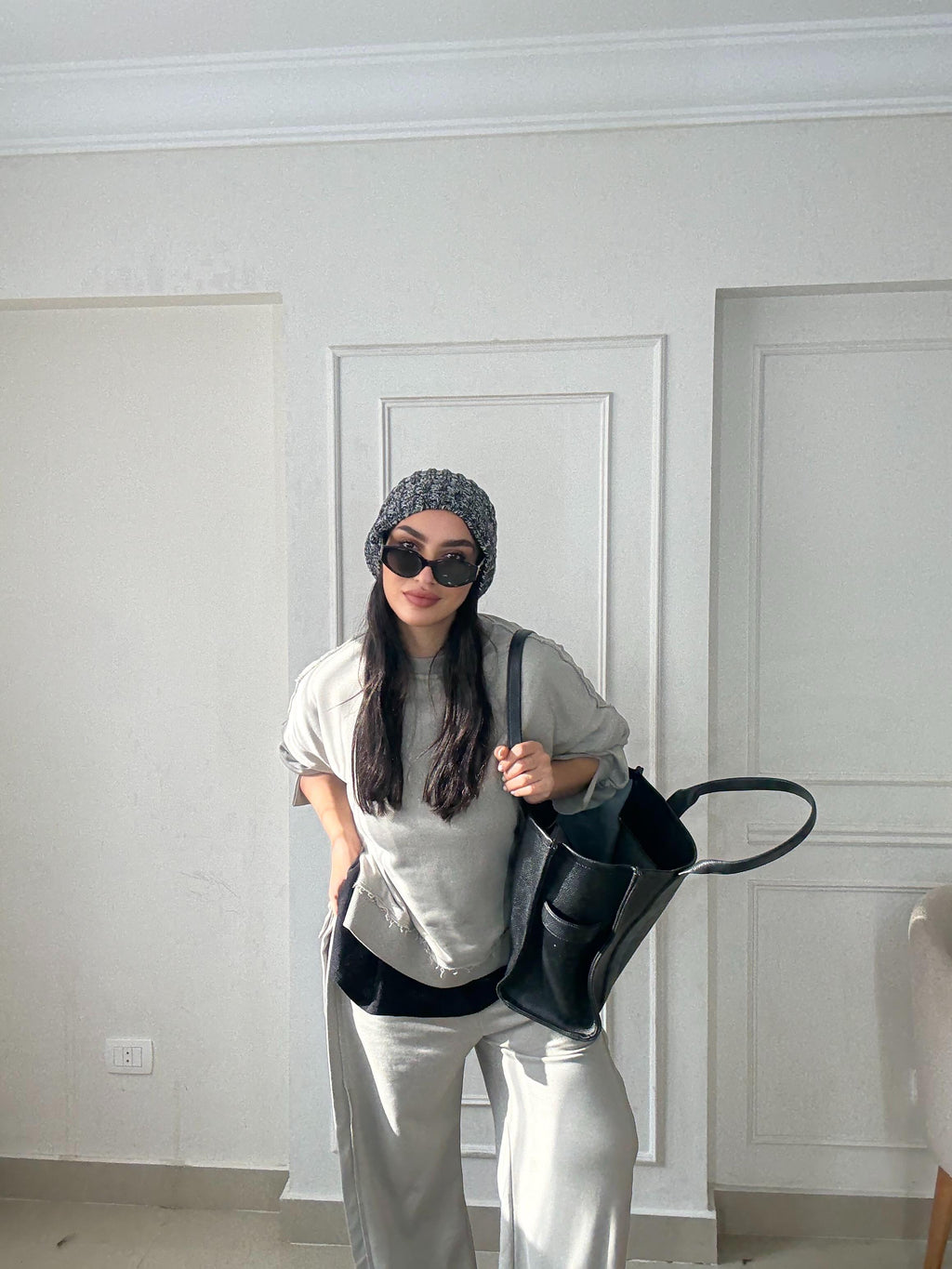 Light grey set